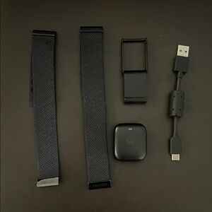 WHOOP 4.0 Fitness Tracker Full Authentic Set